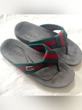 Gucci women’s Web-Green and Red Stripe Thong Sandal with Green & Red  size 37